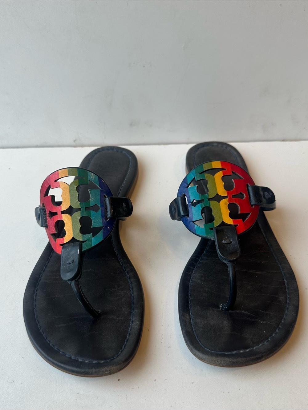 Tory Burch Miller Rainbow Logo Leather Thong Sandals Black Women’s Size 6.5-7